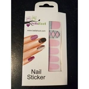 BellaHoot Press-On 14 Nail Stickers Manicure Argyle Pink Pattern Silver